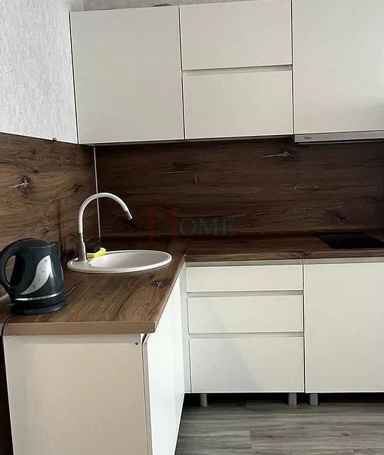 Сдаётся 2-комнатная квартира, 42 м²