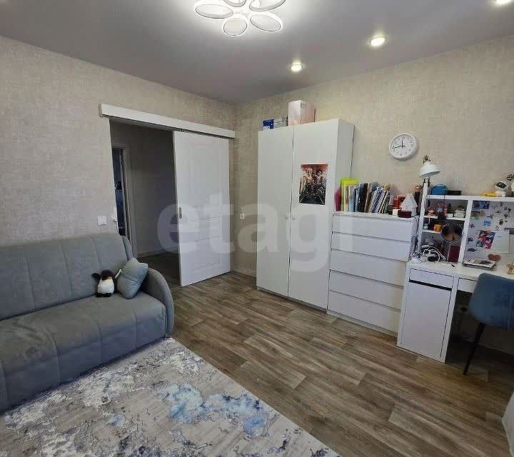 Продаётся 3-комнатная квартира, 61.9 м²