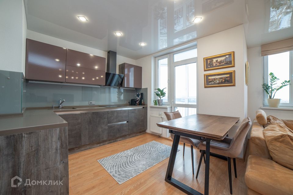 Продаётся 2-комнатная квартира, 57.1 м²