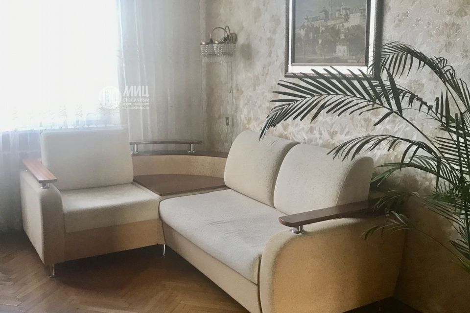 Продаётся 3-комнатная квартира, 63.5 м²