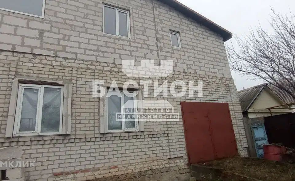 Продаётся 2-этажный дом, 190 м²