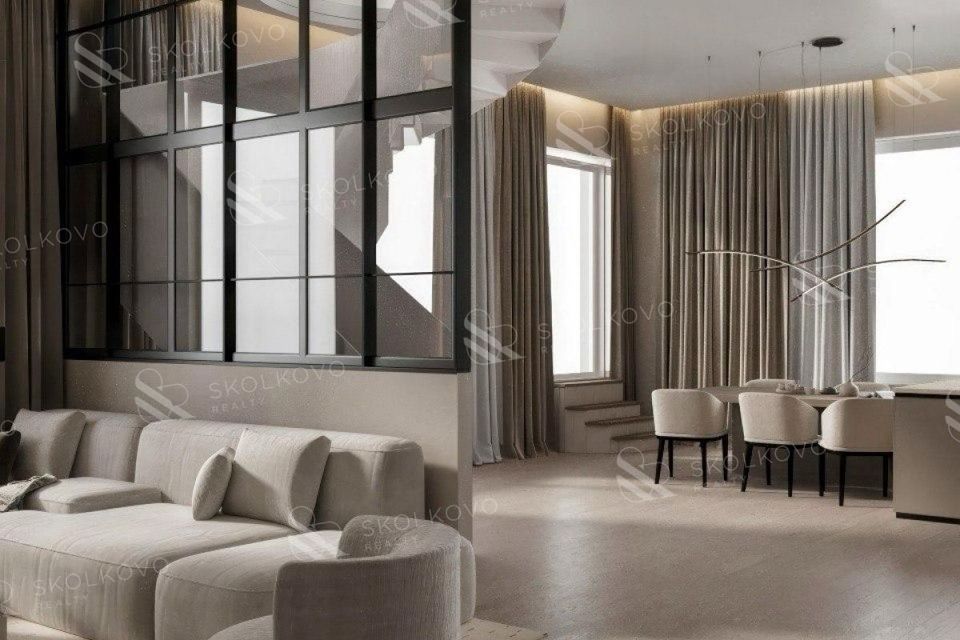 Продаётся 5-комнатная квартира, 217.6 м²