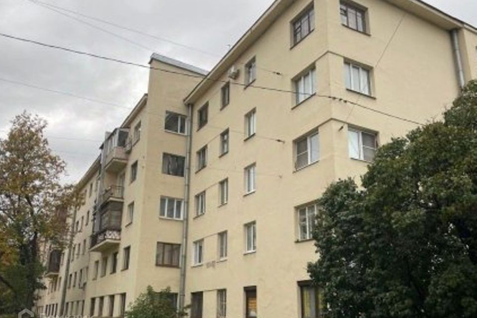 Продаётся комната в 4-комн. квартире, 17.8 м²
