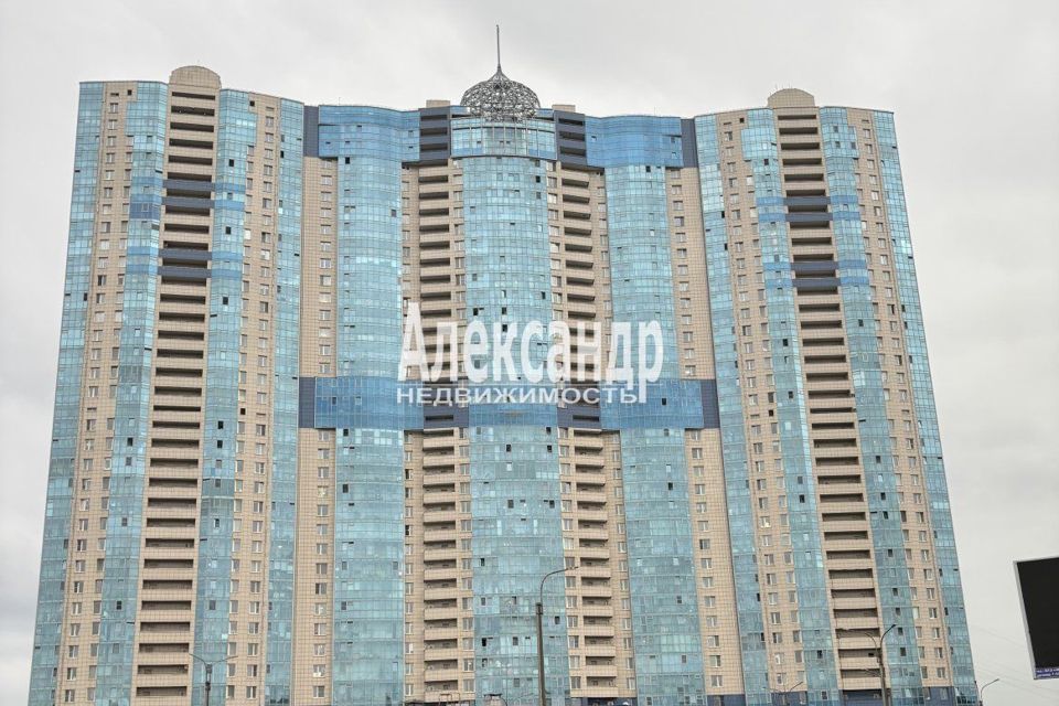 Продаётся 1-комнатная квартира, 51.5 м²