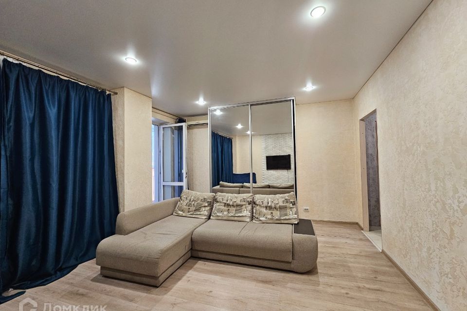 Сдаётся 2-комнатная квартира, 64 м²