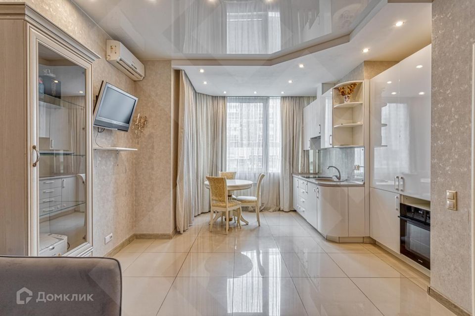 Продаётся 1-комнатная квартира, 50 м²