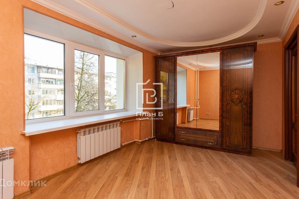 Продаётся 3-комнатная квартира, 51.2 м²