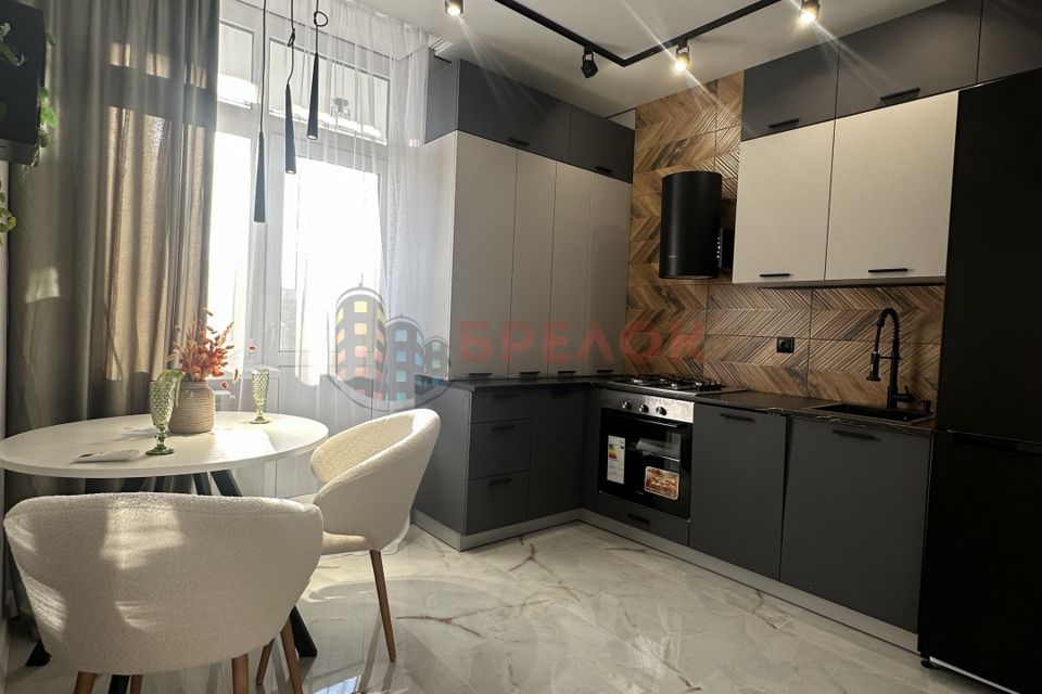 Продаётся 1-комнатная квартира, 37 м²