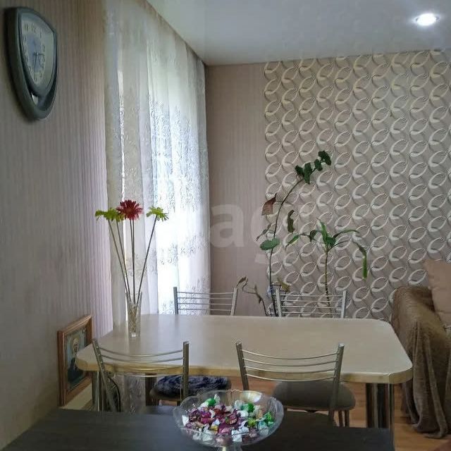 Продаётся 2-комнатная квартира, 56.7 м²
