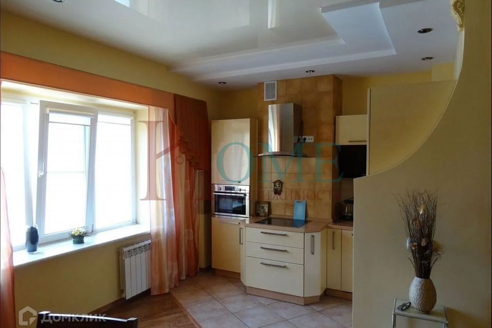 Сдаётся 3-комнатная квартира, 90 м²