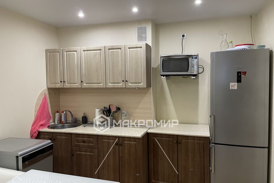 Продаётся 1-комнатная квартира, 41.1 м²