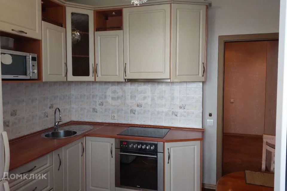 Сдаётся 2-комнатная квартира, 60 м²