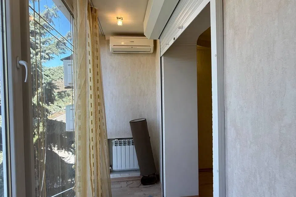 Продаётся 3-комнатная квартира, 146 м²