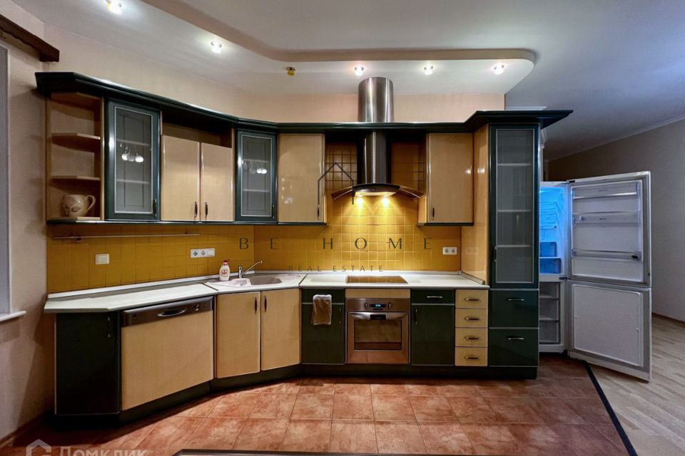 Сдаётся 3-комнатная квартира, 82.5 м²