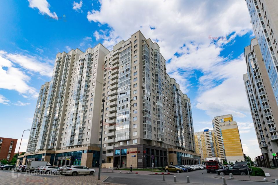 Продаётся 2-комнатная квартира, 64 м²