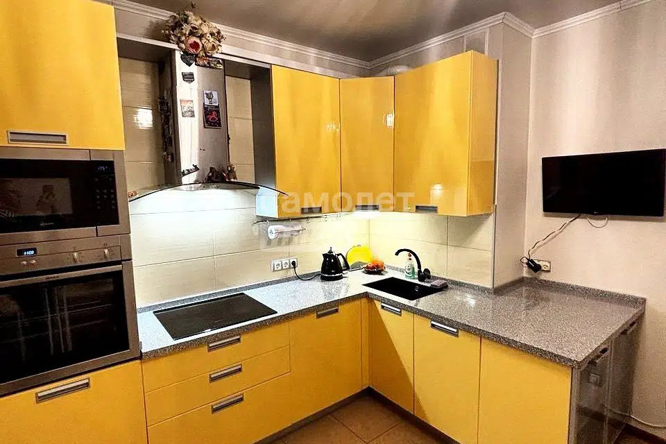 Продаётся 2-комнатная квартира, 73 м²