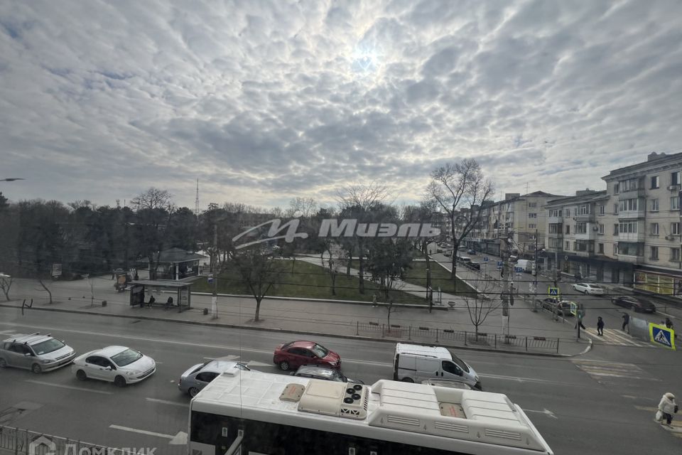 Продаётся 2-комнатная квартира, 41.2 м²