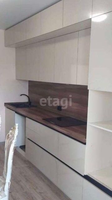 Продаётся 3-комнатная квартира, 77 м²