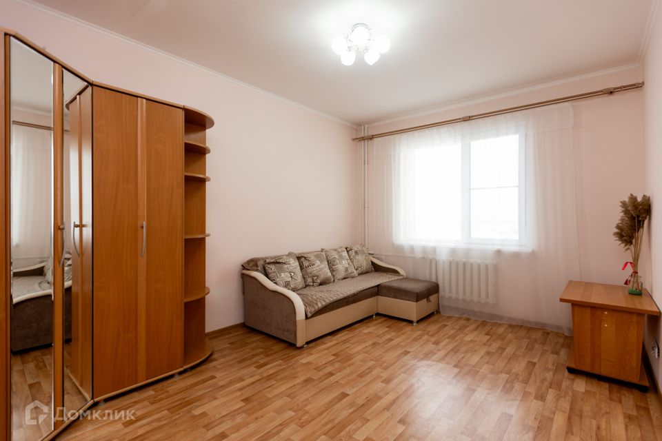 Сдаётся 1-комнатная квартира, 51 м²