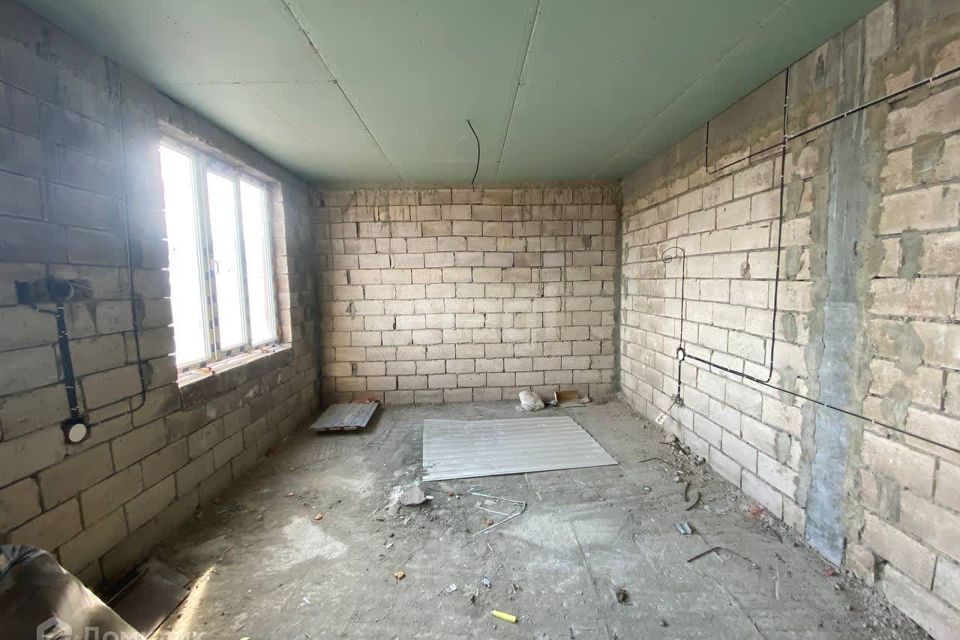 Продаётся 1-комнатная квартира, 56 м²