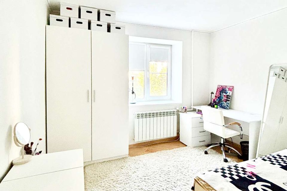 Продаётся 4-комнатная квартира, 83.4 м²