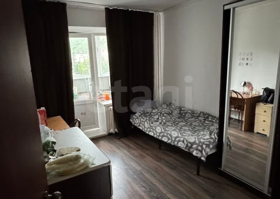 Продаётся 3-комнатная квартира, 58.3 м²