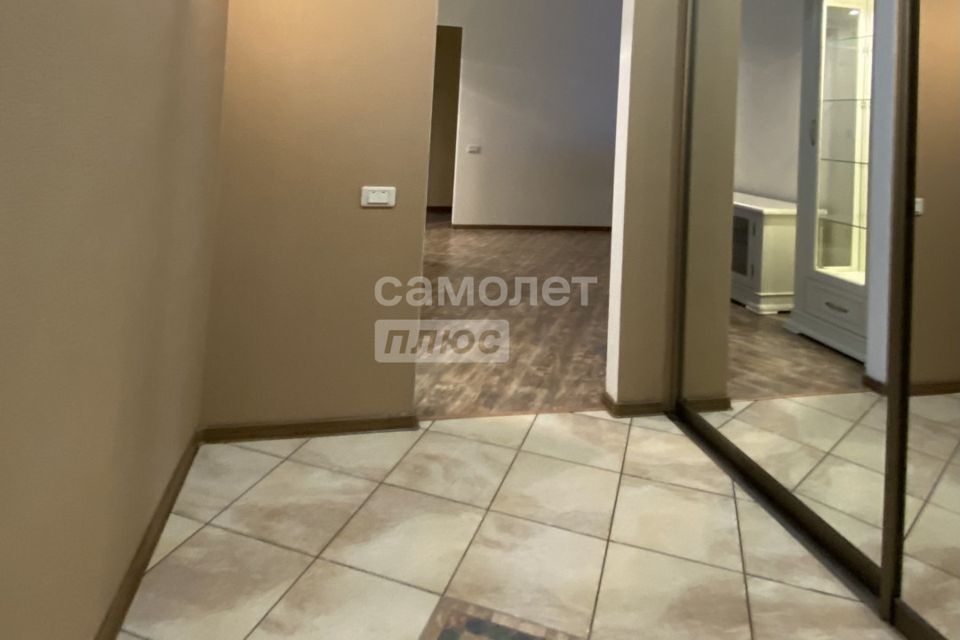 Продаётся 3-комнатная квартира, 70 м²