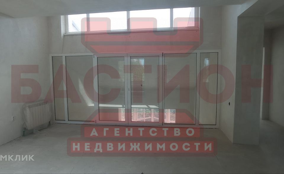 Продаётся таунхаус, 5-эт., 287 м²