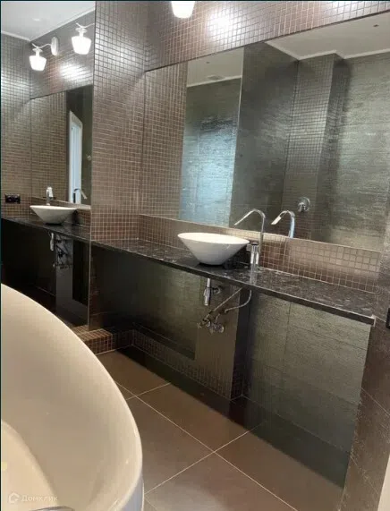 Сдаётся 2-комнатная квартира, 60 м²