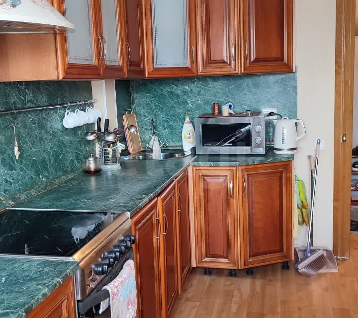 Продаётся 3-комнатная квартира, 62 м²