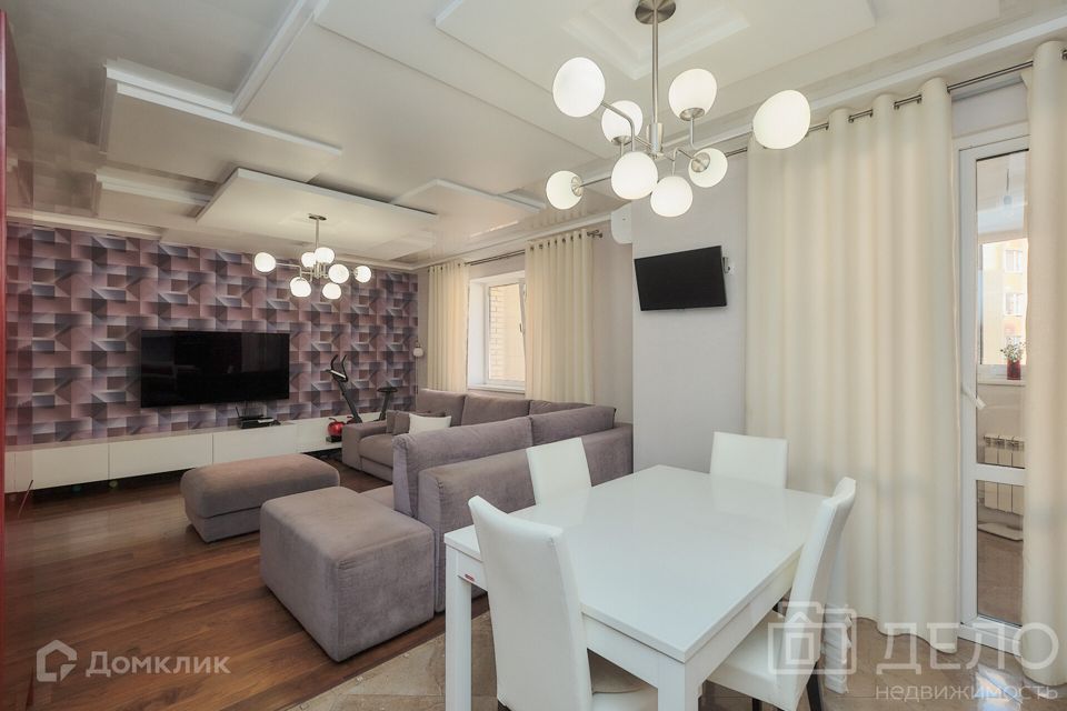 Продаётся 2-комнатная квартира, 101.9 м²