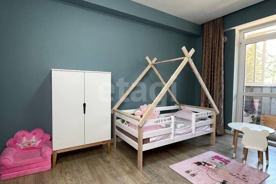 Продаётся 3-комнатная квартира, 69.4 м²