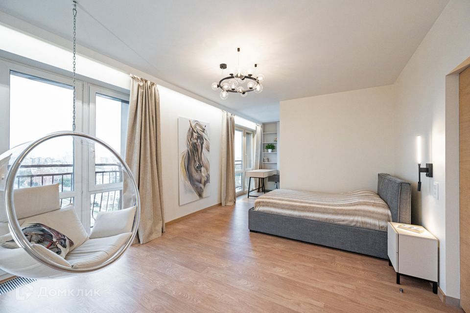 Продаётся 3-комнатная квартира, 123.1 м²