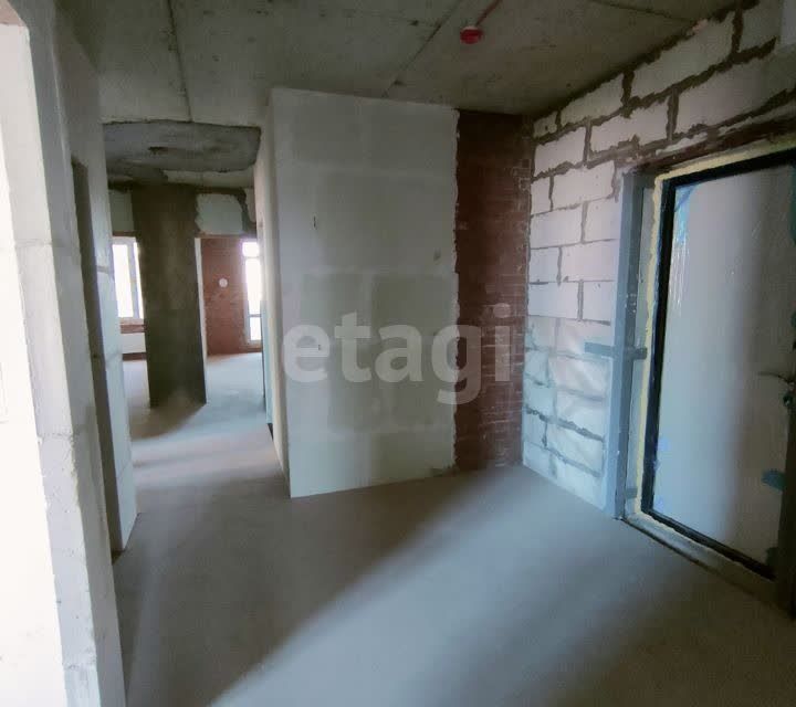 Продаётся 4-комнатная квартира, 121.2 м²