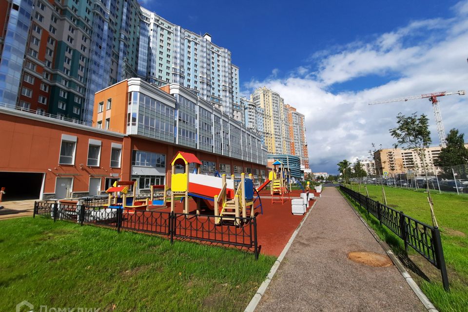 Продаётся 2-комнатная квартира, 85.2 м²