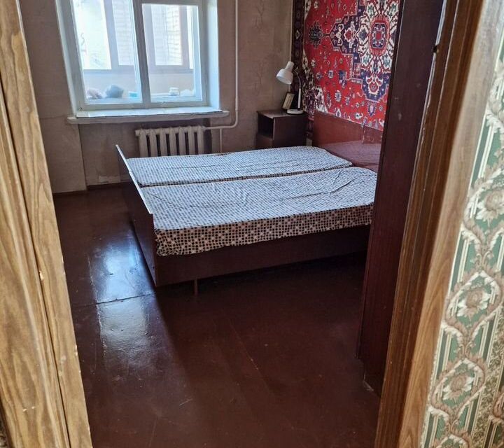 Продаётся 3-комнатная квартира, 54.4 м²