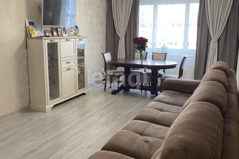 Продаётся 3-комнатная квартира, 86 м²