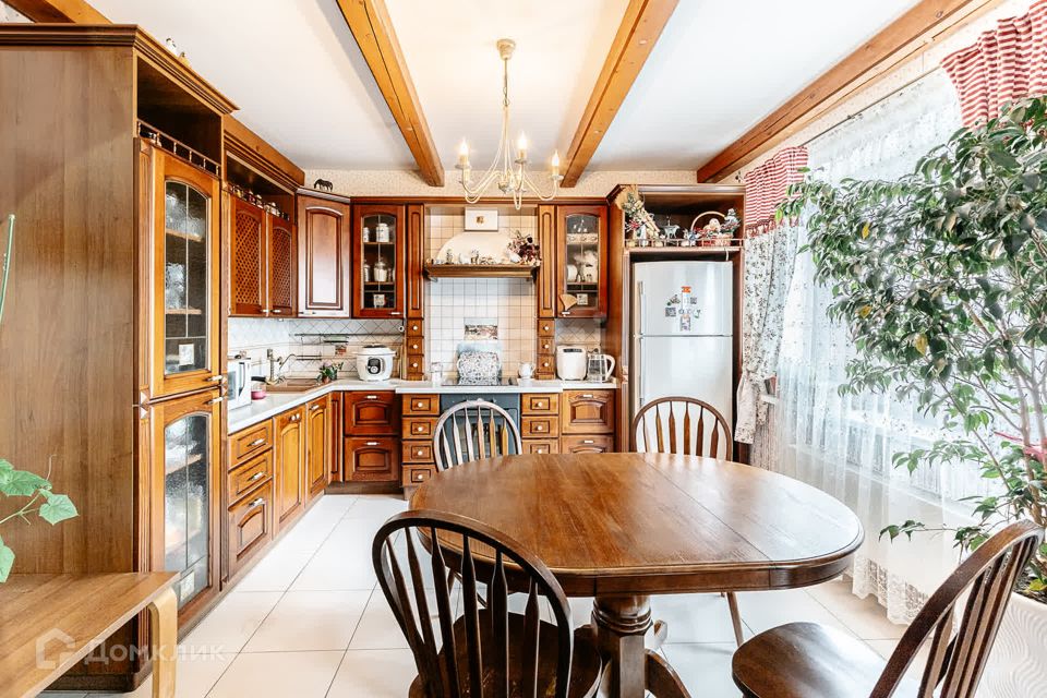 Продаётся 4-комнатная квартира, 98.7 м²
