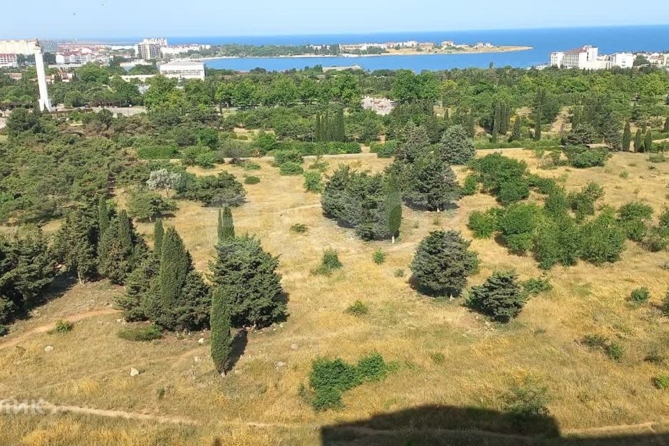 Продаётся 1-комнатная квартира, 52.3 м²