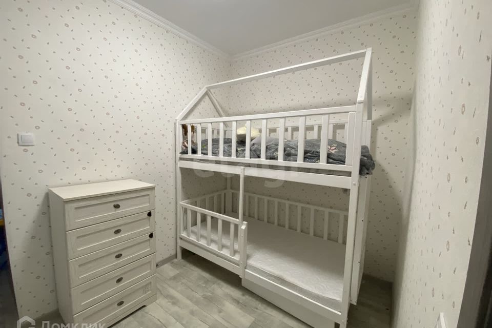 Продаётся 1-комнатная квартира, 37.2 м²