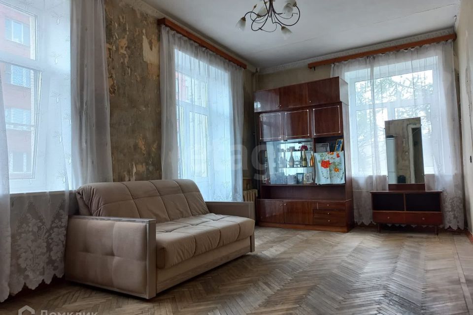 Продаётся 2-комнатная квартира, 65 м²