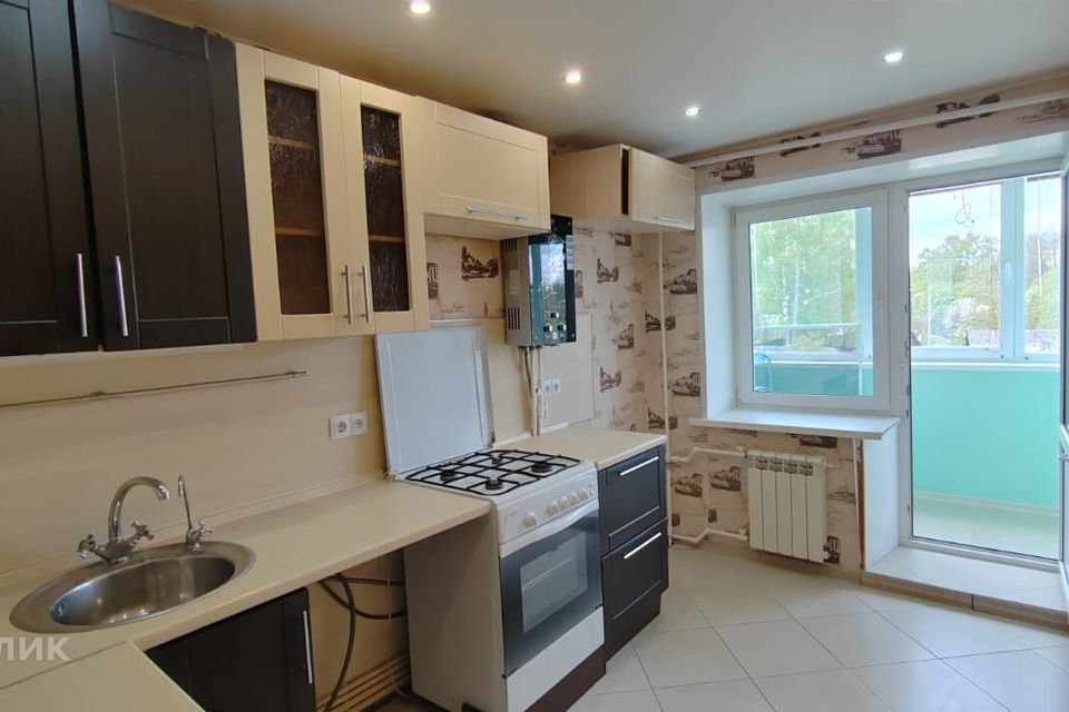 Продаётся 2-комнатная квартира, 49.2 м²