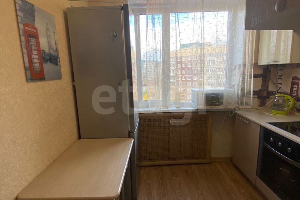 Продаётся 3-комнатная квартира, 56.9 м²