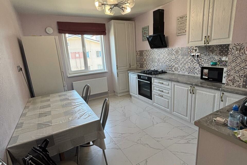 Продаётся 2-комнатная квартира, 58.8 м²