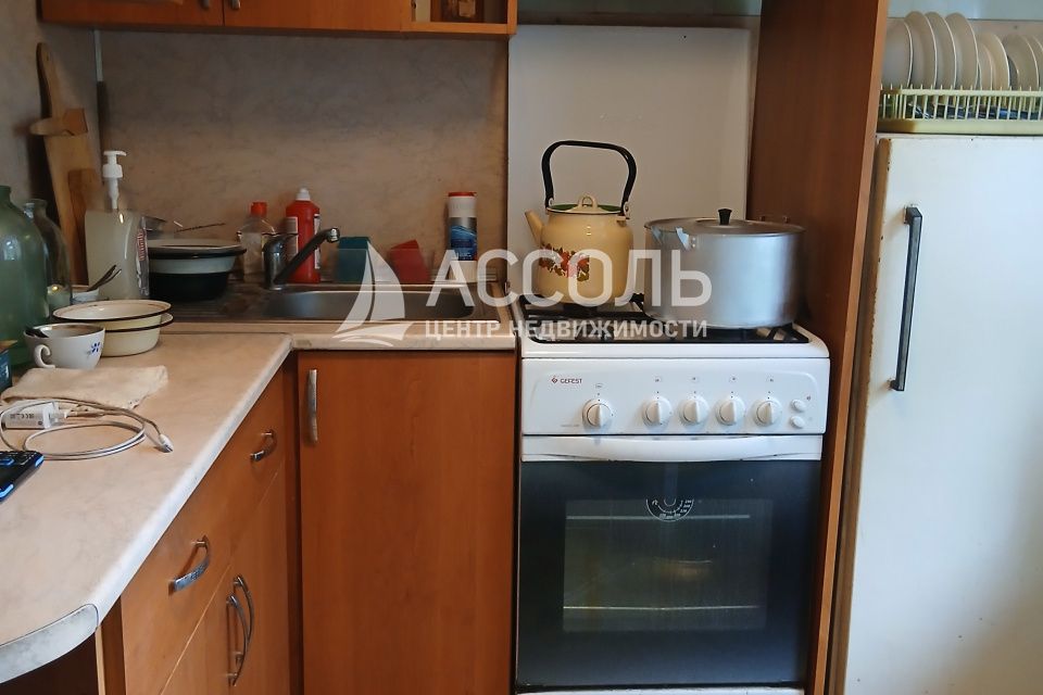 Продаётся 4-комнатная квартира, 62 м²