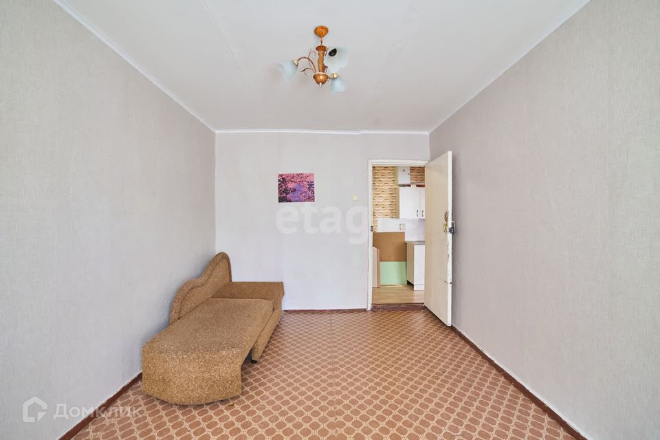 Продаётся комната в 2-комн. квартире, 13.8 м²