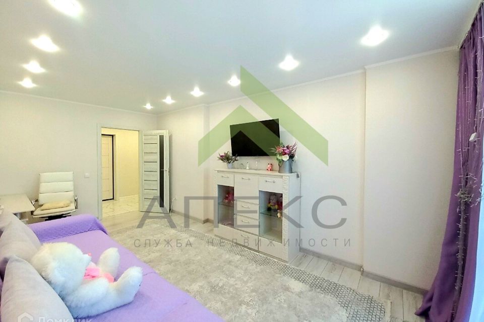 Продаётся 1-комнатная квартира, 41 м²