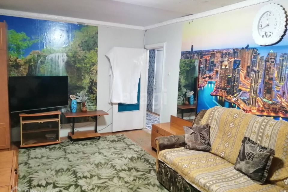 Продаётся 4-комнатная квартира, 71.8 м²