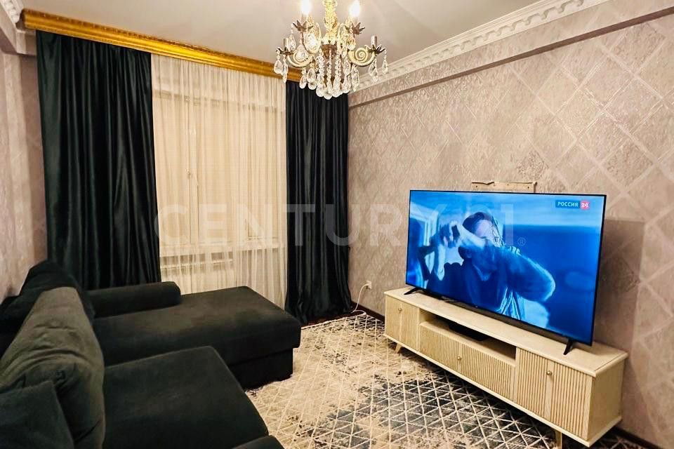 Продаётся 4-комнатная квартира, 105 м²