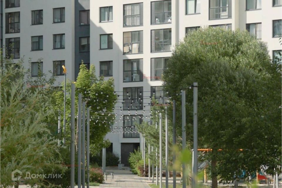 Продаётся 4-комнатная квартира, 108 м²
